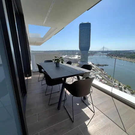 Apartment Bw Terrace Floor With River View & Self Check-in Belgrade