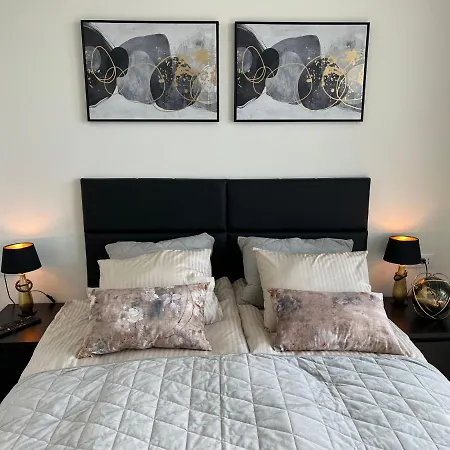 Bw Terrace Floor With River View & Self Check-in *