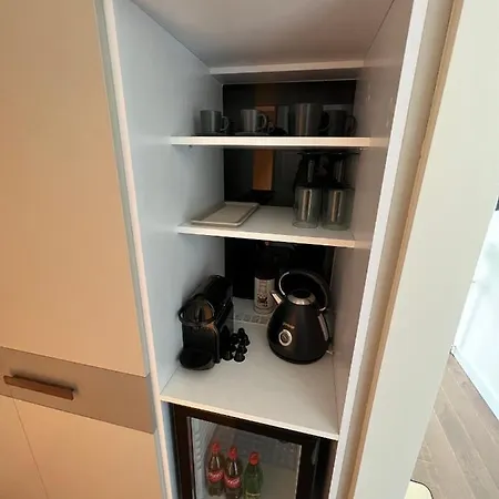 Bw Terrace Floor With River View & Self Check-in Apartamento *