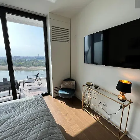 Апартаменты Bw Terrace Floor With River View & Self Check-in *