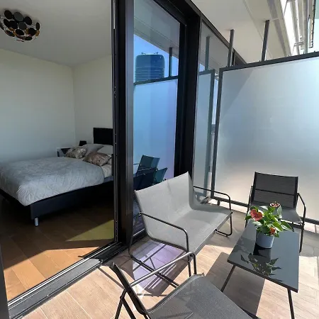 Bw Terrace Floor With River View & Self Check-in Apartment Belgrade