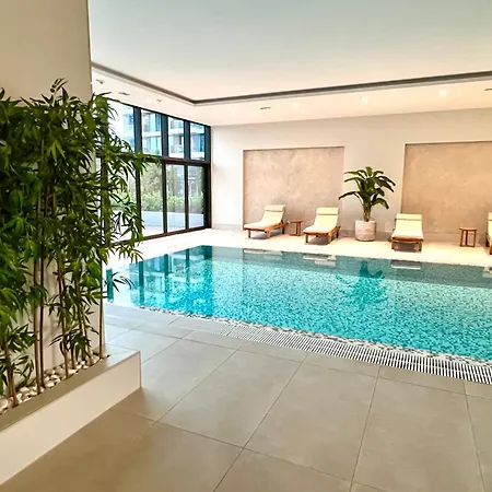 Bw Terrace Floor With River View & Self Check-in Apartment Belgrade
