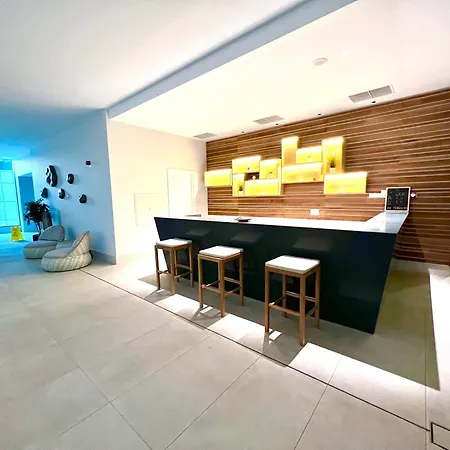 Bw Terrace Floor With River View & Self Check-in * Belgrado